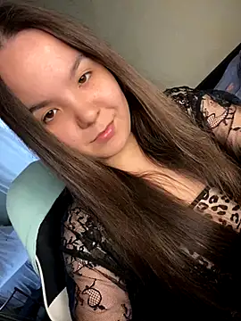 Snapshot of Var_Kiss chatting on 09-22-25, 10:06 Var Kiss online show from 09-22-25, 10:06