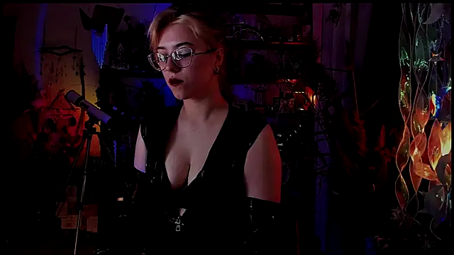 Snapshot of Scarlett_Wanner chatting on 12-04-24, 08:18 Scarlett Wanner online show from 12-04-24, 08:18