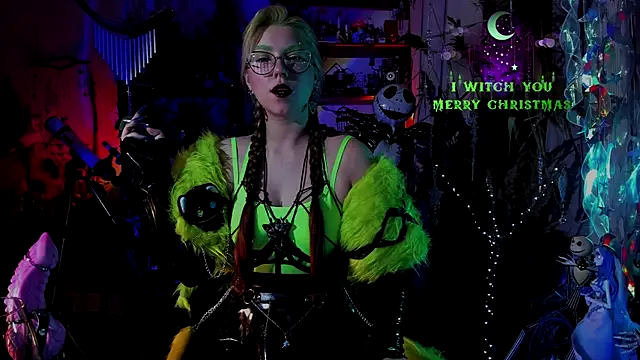 Snapshot of Scarlett_Wanner chatting on 12-22-24, 08:03 Scarlett Wanner online show from 12-22-24, 08:03