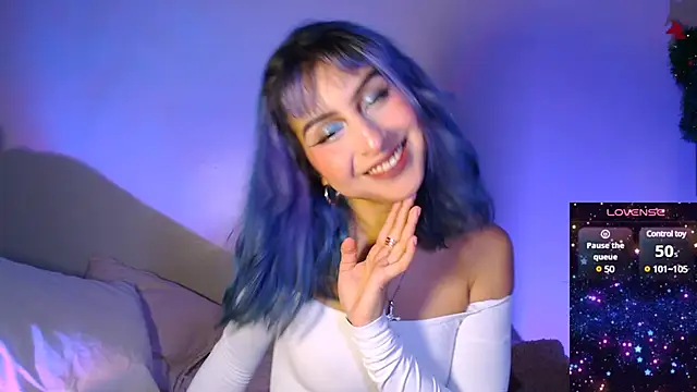 Cinamoonn online show from 12-19-24, 08:13