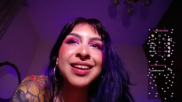 Cinamoonn online show from 03-18-25, 10:48