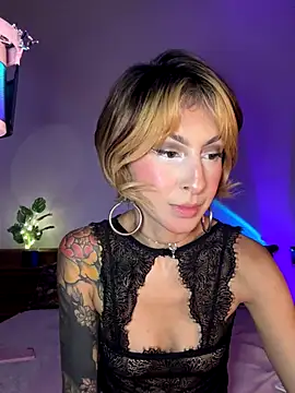 Cinamoonn online show from 09-23-25, 08:34