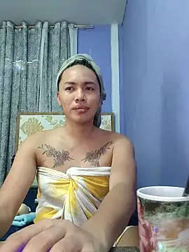Snapshot of lady_kim_boner chatting on 06-14-26, 12:30 lady kim boner online show from 06-14-26, 12:30