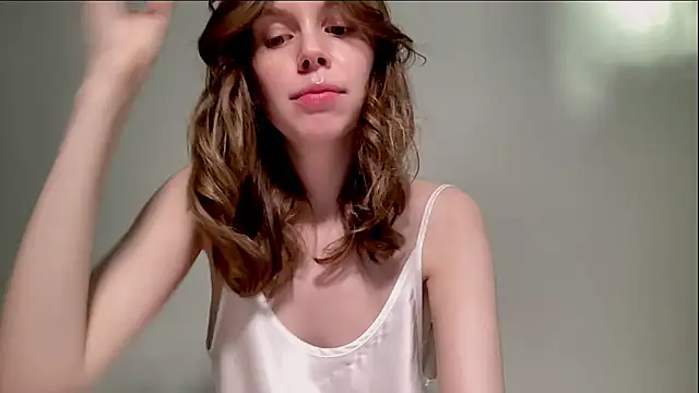 Snapshot of Nikki_Mimimi chatting on 12-04-24, 10:13 Nikki Mimimi online show from 12-04-24, 10:13