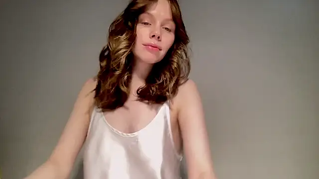 Snapshot of Nikki_Mimimi chatting on 12-05-24, 10:12 Nikki Mimimi online show from 12-05-24, 10:12