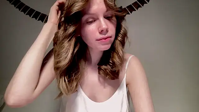 Snapshot of Nikki_Mimimi chatting on 12-28-24, 10:14 Nikki Mimimi online show from 12-28-24, 10:14