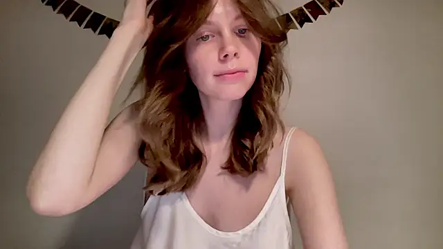 Snapshot of Nikki_Mimimi chatting on 12-29-24, 01:17 Nikki Mimimi online show from 12-29-24, 01:17