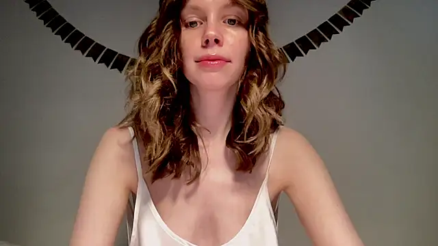 Snapshot of Nikki_Mimimi chatting on 01-03-25, 10:09 Nikki Mimimi online show from 01-03-25, 10:09