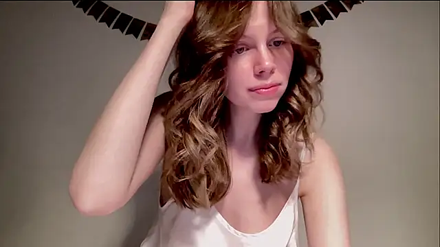 Snapshot of Nikki_Mimimi chatting on 01-23-25, 01:13 Nikki Mimimi online show from 01-23-25, 01:13