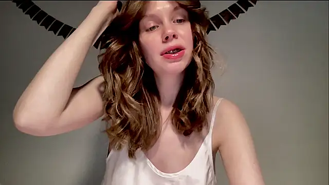 Snapshot of Nikki_Mimimi chatting on 01-24-25, 10:11 Nikki Mimimi online show from 01-24-25, 10:11