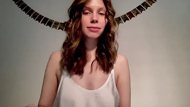 Snapshot of Nikki_Mimimi chatting on 02-09-25, 10:20 Nikki Mimimi online show from 02-09-25, 10:20