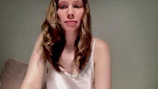 Snapshot of Nikki_Mimimi chatting on 09-20-25, 09:54 Nikki Mimimi online show from 09-20-25, 09:54