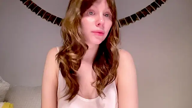 Nikki Mimimi online show from 12-19-25, 10:11