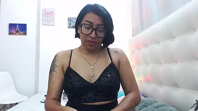 hornywife  online show from 09-19-25, 07:25