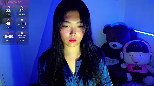 Snapshot of TR4NSCUTI3 chatting on 09-11-25, 11:54 TR4NSCUTI3 online show from 09-11-25, 11:54