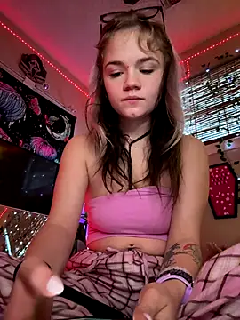 Cutiepiespanks online show from 12-02-25, 01:17