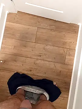 Snapshot of Mark_Dad chatting on 12-15-24, 11:01 Mark Dad online show from 12-15-24, 11:01