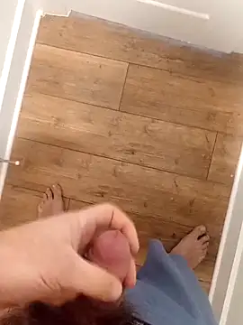 Snapshot of Mark_Dad chatting on 02-26-25, 02:46 Mark Dad online show from 02-26-25, 02:46