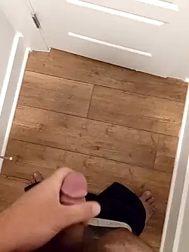 Snapshot of Mark_Dad chatting on 09-27-25, 09:47 Mark Dad online show from 09-27-25, 09:47