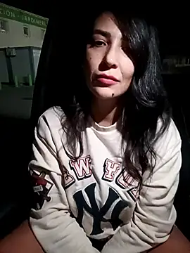 Snapshot of Cataleya80 chatting on 10-28-25, 09:50 Cataleya80 online show from 10-28-25, 09:50