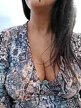 Snapshot of Cataleya80 chatting on 11-14-25, 11:31 Cataleya80 online show from 11-14-25, 11:31