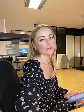 EmaSalis online show from 03-07-25, 08:11