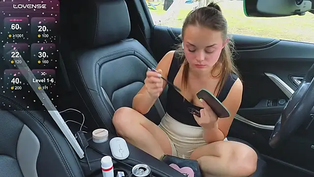 Misss Vikk online show from 04-26-26, 12:14