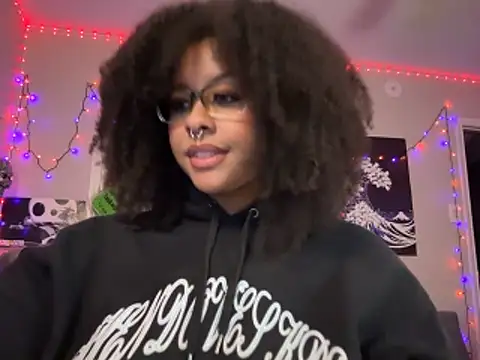 Snapshot of N1NT3NDH03 chatting on 12-02-25, 02:17 N1NT3NDH03 online show from 12-02-25, 02:17