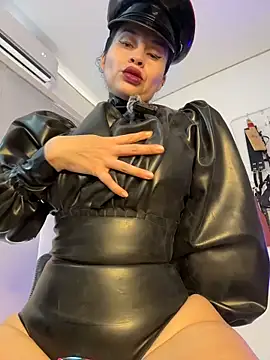 mylatexpleasure online show from 10-20-25, 07:14