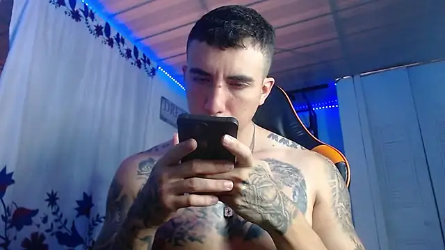 Adam Hudsond online show from 02-06-26, 01:03