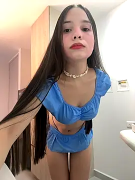 MiaJacksonn online show from 10-22-25, 05:45