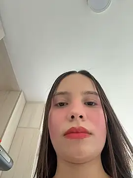 MiaJacksonn online show from 05-20-26, 04:35