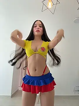 MiaJacksonn online show from 06-11-26, 05:22