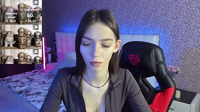 SophieCatty online show from 02-05-25, 06:35