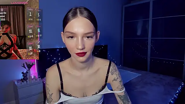 Snapshot of SophieCatty chatting on 02-04-26, 08:09 SophieCatty online show from 02-04-26, 08:09