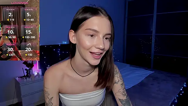 Snapshot of SophieCatty chatting on 03-17-26, 09:07 SophieCatty online show from 03-17-26, 09:07