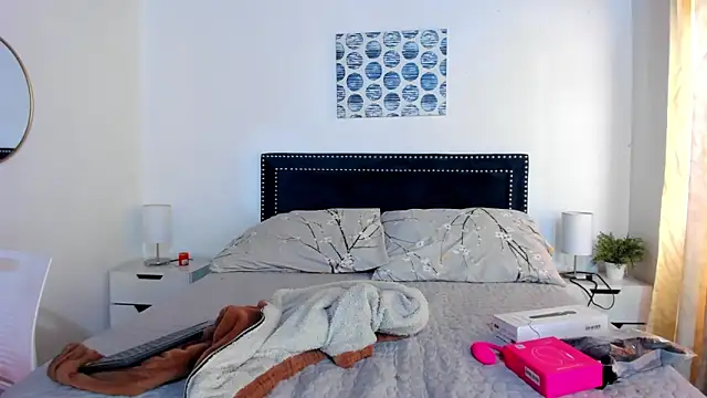 ZulyMichels online show from 10-22-25, 12:38