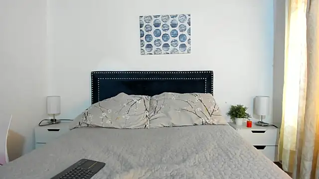 ZulyMichels online show from 11-10-25, 12:37