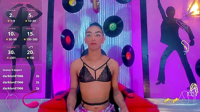 nickyminach  online show from 11-08-25, 07:12