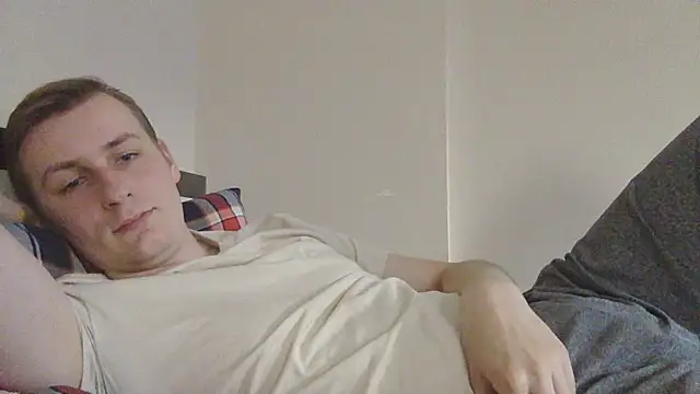 Snapshot of your_andy chatting on 09-30-25, 07:02 your andy online show from 09-30-25, 07:02