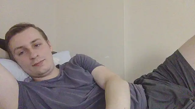 Snapshot of your_andy chatting on 10-10-25, 06:34 your andy online show from 10-10-25, 06:34