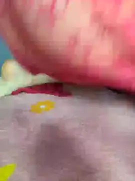 Snapshot of Sex_Senfoura_Arab chatting on 03-16-25, 01:17 Sex Senfoura Arab online show from 03-16-25, 01:17