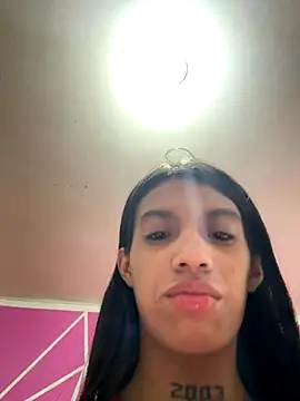 Snapshot of Ortegakim chatting on 11-02-25, 10:01 Ortegakim online show from 11-02-25, 10:01