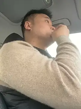 Snapshot of S00 chatting on 12-13-24, 12:31 S00 online show from 12-13-24, 12:31