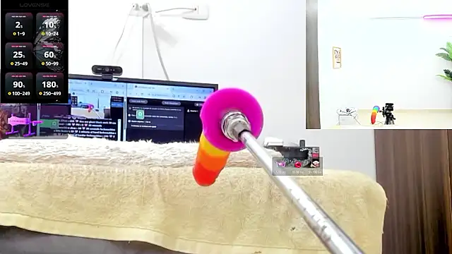 Paulina Davis  online show from 01-10-26, 12:01