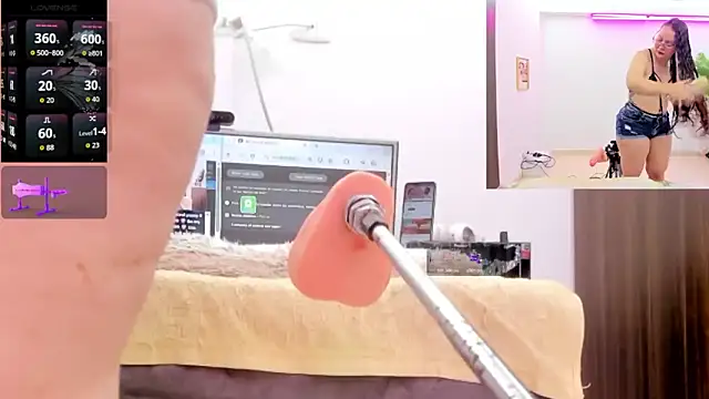 Paulina Davis  online show from 03-01-26, 12:01