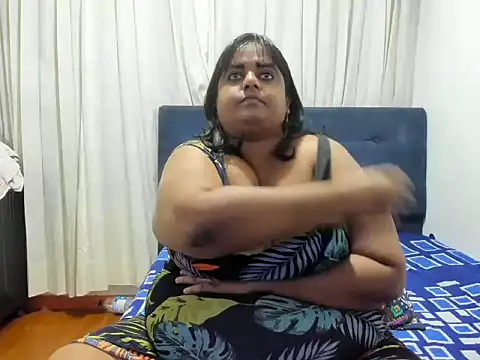 SusanaEshwar online show from 11-23-25, 01:05