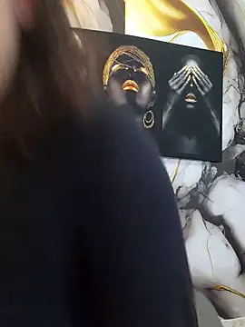 LizzRouse online show from 04-22-26, 08:10