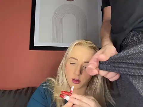 Strongqueen online show from 12-28-24, 08:04