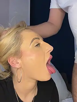 Strongqueen online show from 02-09-25, 11:46